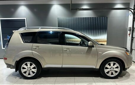 Mitsubishi Outlander III рестайлинг 3, 2007 год, 980 000 рублей, 4 фотография