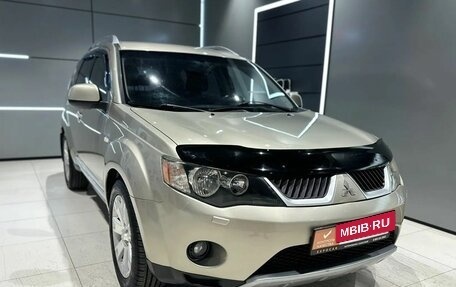 Mitsubishi Outlander III рестайлинг 3, 2007 год, 980 000 рублей, 3 фотография