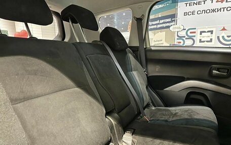 Mitsubishi Outlander III рестайлинг 3, 2007 год, 980 000 рублей, 14 фотография