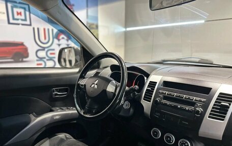 Mitsubishi Outlander III рестайлинг 3, 2007 год, 980 000 рублей, 10 фотография
