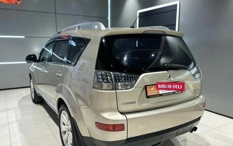 Mitsubishi Outlander III рестайлинг 3, 2007 год, 980 000 рублей, 7 фотография