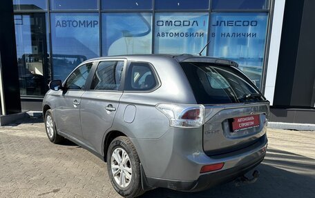 Mitsubishi Outlander III рестайлинг 3, 2012 год, 1 140 000 рублей, 7 фотография