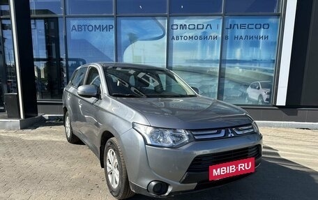 Mitsubishi Outlander III рестайлинг 3, 2012 год, 1 140 000 рублей, 3 фотография
