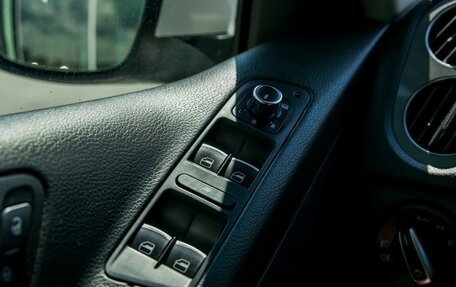Volkswagen Tiguan I, 2011 год, 1 300 000 рублей, 21 фотография