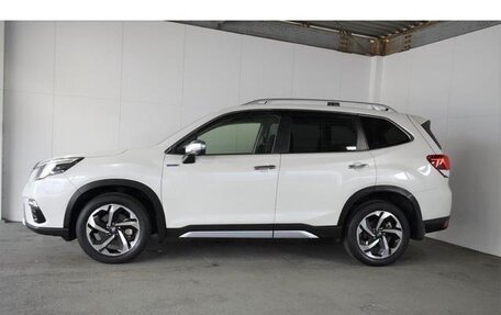 Subaru Forester, 2023 год, 2 500 000 рублей, 6 фотография