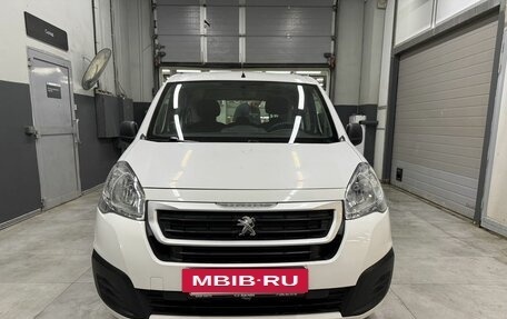 Peugeot Partner II рестайлинг 2, 2017 год, 1 169 000 рублей, 2 фотография