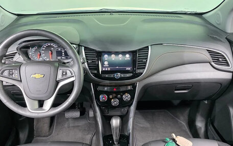 Chevrolet Trax, 2022 год, 1 289 004 рублей, 12 фотография