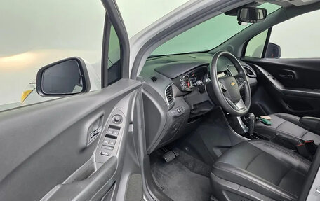 Chevrolet Trax, 2022 год, 1 289 004 рублей, 10 фотография