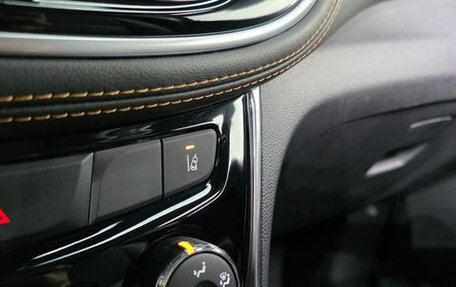 Chevrolet Trax, 2022 год, 1 289 004 рублей, 19 фотография