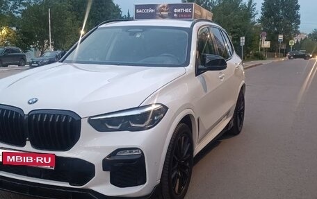 BMW X5, 2019 год, 5 300 000 рублей, 2 фотография