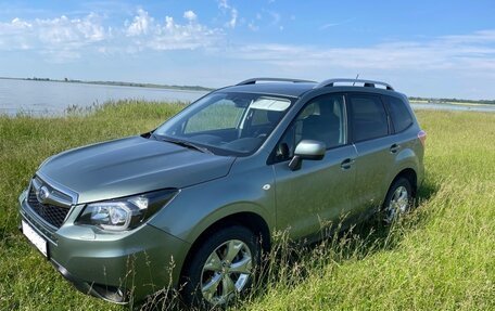 Subaru Forester, 2014 год, 2 000 000 рублей, 2 фотография