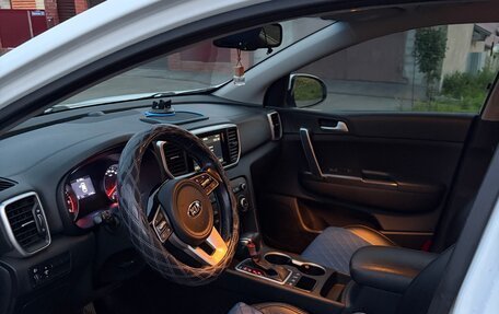 KIA Sportage IV рестайлинг, 2018 год, 2 200 000 рублей, 6 фотография