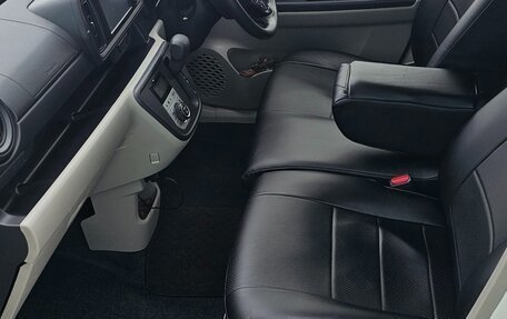 Toyota Passo III, 2016 год, 650 000 рублей, 11 фотография