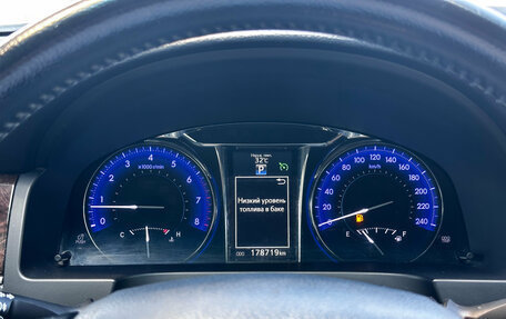 Toyota Camry, 2016 год, 2 450 000 рублей, 16 фотография
