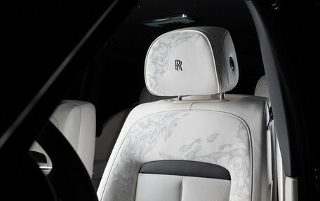 Rolls-Royce Cullinan, 2025 год, 67 500 000 рублей, 14 фотография