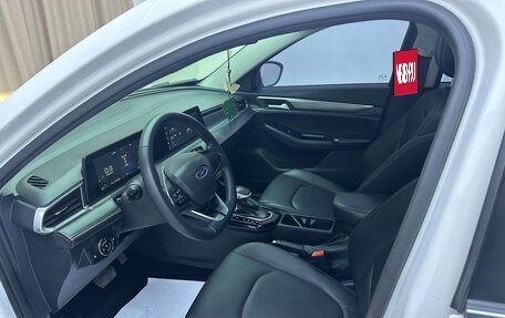 Ford Escort, 2022 год, 910 000 рублей, 7 фотография