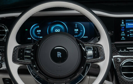 Rolls-Royce Cullinan, 2025 год, 67 500 000 рублей, 23 фотография