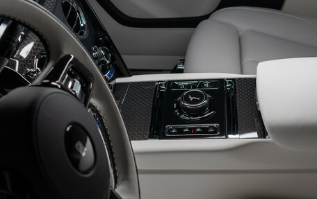 Rolls-Royce Cullinan, 2025 год, 67 500 000 рублей, 27 фотография