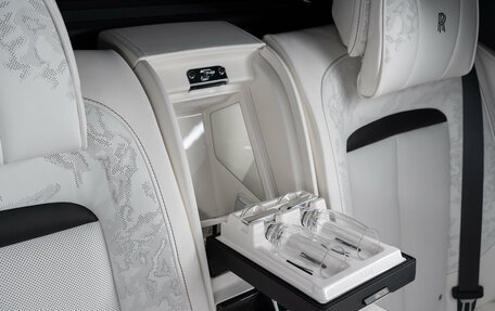 Rolls-Royce Cullinan, 2025 год, 67 500 000 рублей, 35 фотография