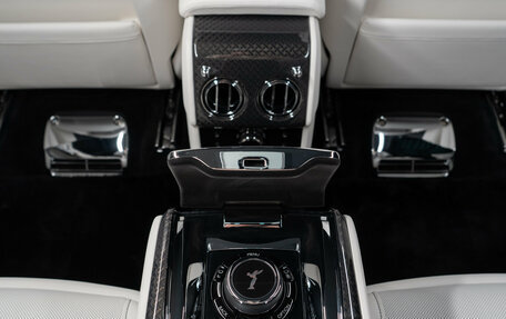 Rolls-Royce Cullinan, 2025 год, 67 500 000 рублей, 28 фотография