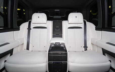 Rolls-Royce Cullinan, 2025 год, 67 500 000 рублей, 33 фотография