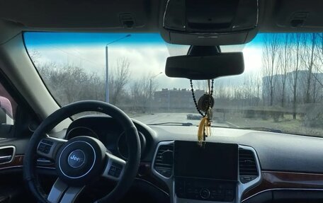 Jeep Grand Cherokee, 2012 год, 1 050 000 рублей, 11 фотография
