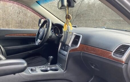 Jeep Grand Cherokee, 2012 год, 1 050 000 рублей, 10 фотография