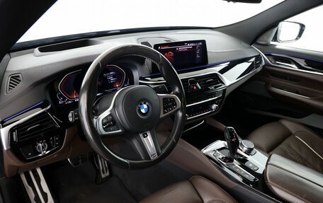 BMW 6 серия, 2019 год, 3 590 000 рублей, 12 фотография