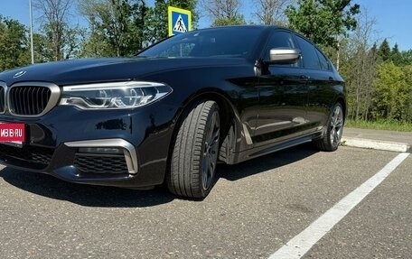 BMW 5 серия, 2018 год, 2 000 000 рублей, 1 фотография