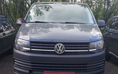 Volkswagen Transporter T6 рестайлинг, 2016 год, 1 700 000 рублей, 1 фотография