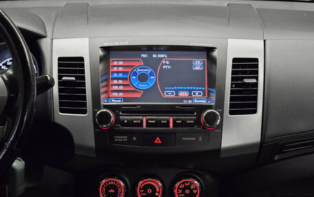 Mitsubishi Outlander III рестайлинг 3, 2011 год, 1 179 000 рублей, 13 фотография