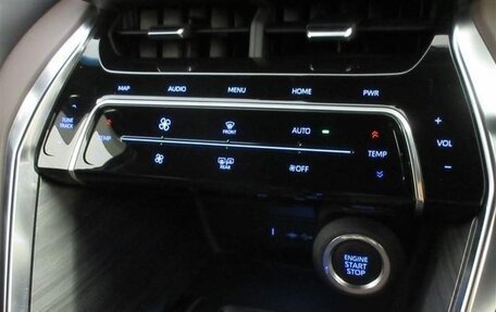 Toyota Harrier, 2020 год, 2 840 000 рублей, 11 фотография