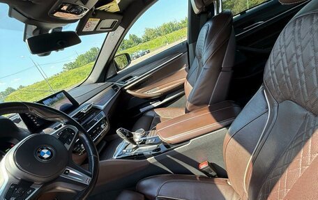 BMW 5 серия, 2018 год, 2 000 000 рублей, 13 фотография