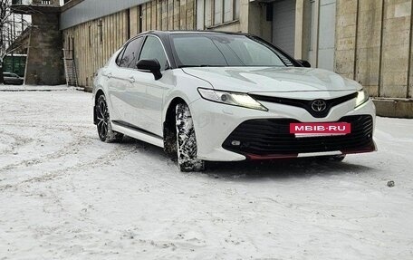Toyota Camry, 2021 год, 2 649 000 рублей, 2 фотография