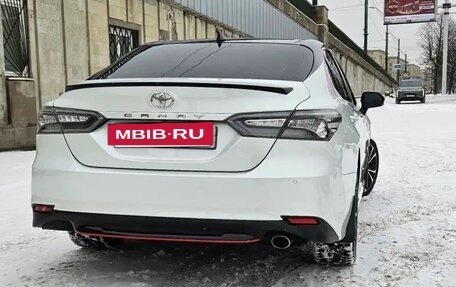 Toyota Camry, 2021 год, 2 649 000 рублей, 7 фотография