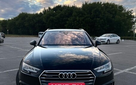Audi A4, 2019 год, 2 435 000 рублей, 2 фотография