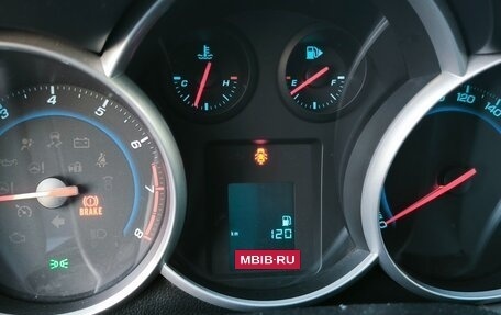 Chevrolet Cruze II, 2011 год, 400 000 рублей, 9 фотография