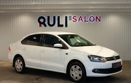 Volkswagen Polo VI (EU Market), 2010 год, 640 000 рублей, 3 фотография