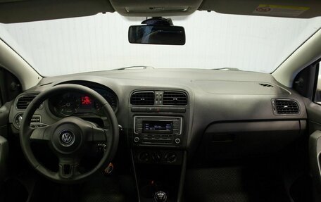 Volkswagen Polo VI (EU Market), 2010 год, 640 000 рублей, 19 фотография