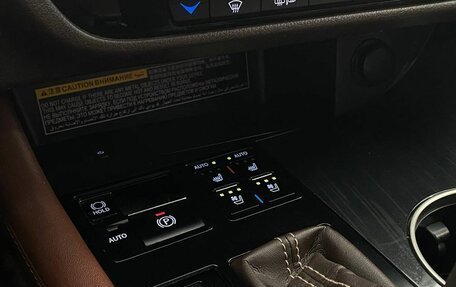 Lexus RX IV рестайлинг, 2016 год, 3 357 000 рублей, 17 фотография