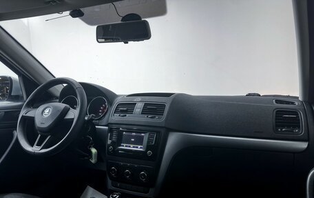Skoda Yeti I рестайлинг, 2017 год, 1 499 000 рублей, 9 фотография
