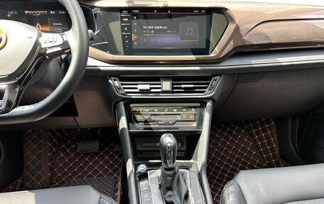 Volkswagen Tharu, 2022 год, 1 380 000 рублей, 12 фотография