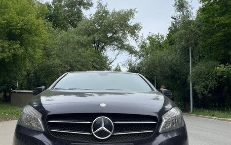 Mercedes-Benz A-Класс, 2014 год, 1 350 000 рублей, 2 фотография