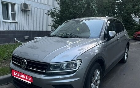 Volkswagen Tiguan II, 2019 год, 2 275 000 рублей, 6 фотография