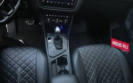 Volkswagen Tiguan II, 2019 год, 2 275 000 рублей, 5 фотография