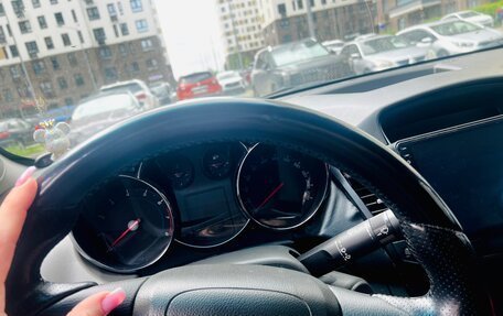 Chevrolet Cruze II, 2010 год, 500 000 рублей, 3 фотография