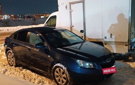 Chevrolet Cruze II, 2010 год, 500 000 рублей, 5 фотография