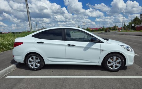 Hyundai Solaris II рестайлинг, 2013 год, 840 000 рублей, 4 фотография