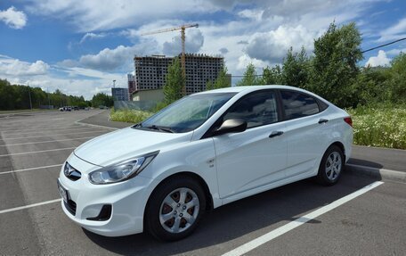 Hyundai Solaris II рестайлинг, 2013 год, 840 000 рублей, 3 фотография