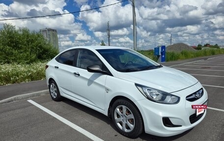 Hyundai Solaris II рестайлинг, 2013 год, 840 000 рублей, 5 фотография